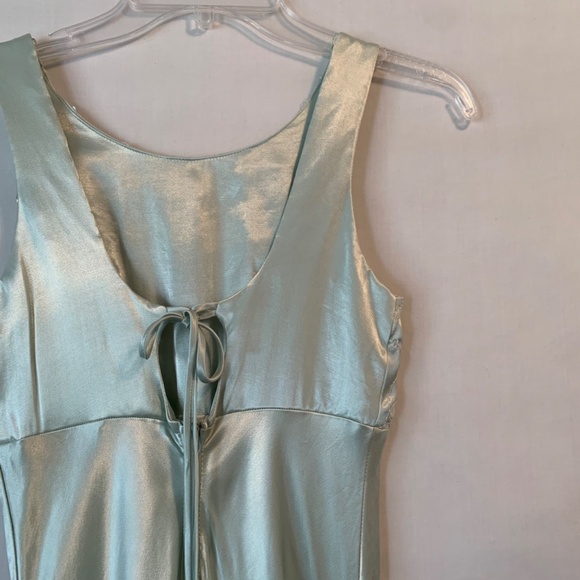 Light Green Satin Flower Sequined Sleeveless Dress Size 3/4 - Picture 13 of 15